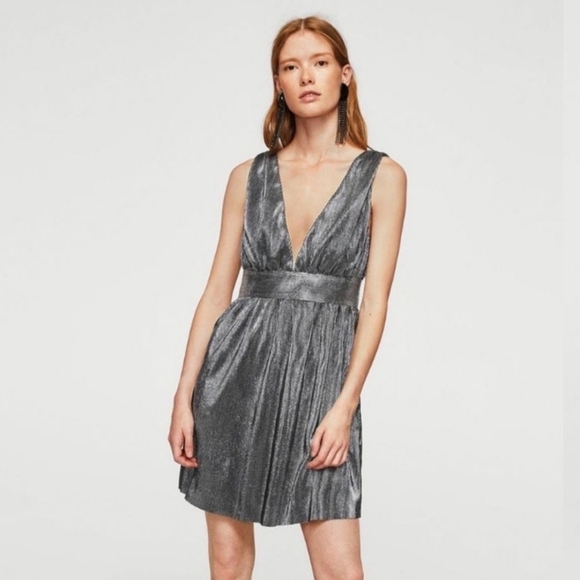 MNG Mango Textured Deep V Neck Pockets Lined Silver Metallic Mini Dress Sz 2 - Picture 1 of 16